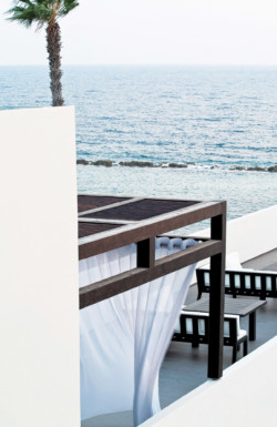Almyraspa-Terrace